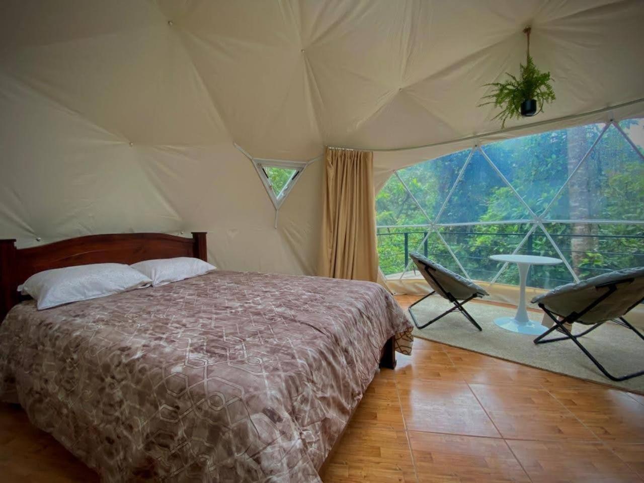 Hotel Rivel - Restaurant & Nature Retreat Turrialba Kültér fotó