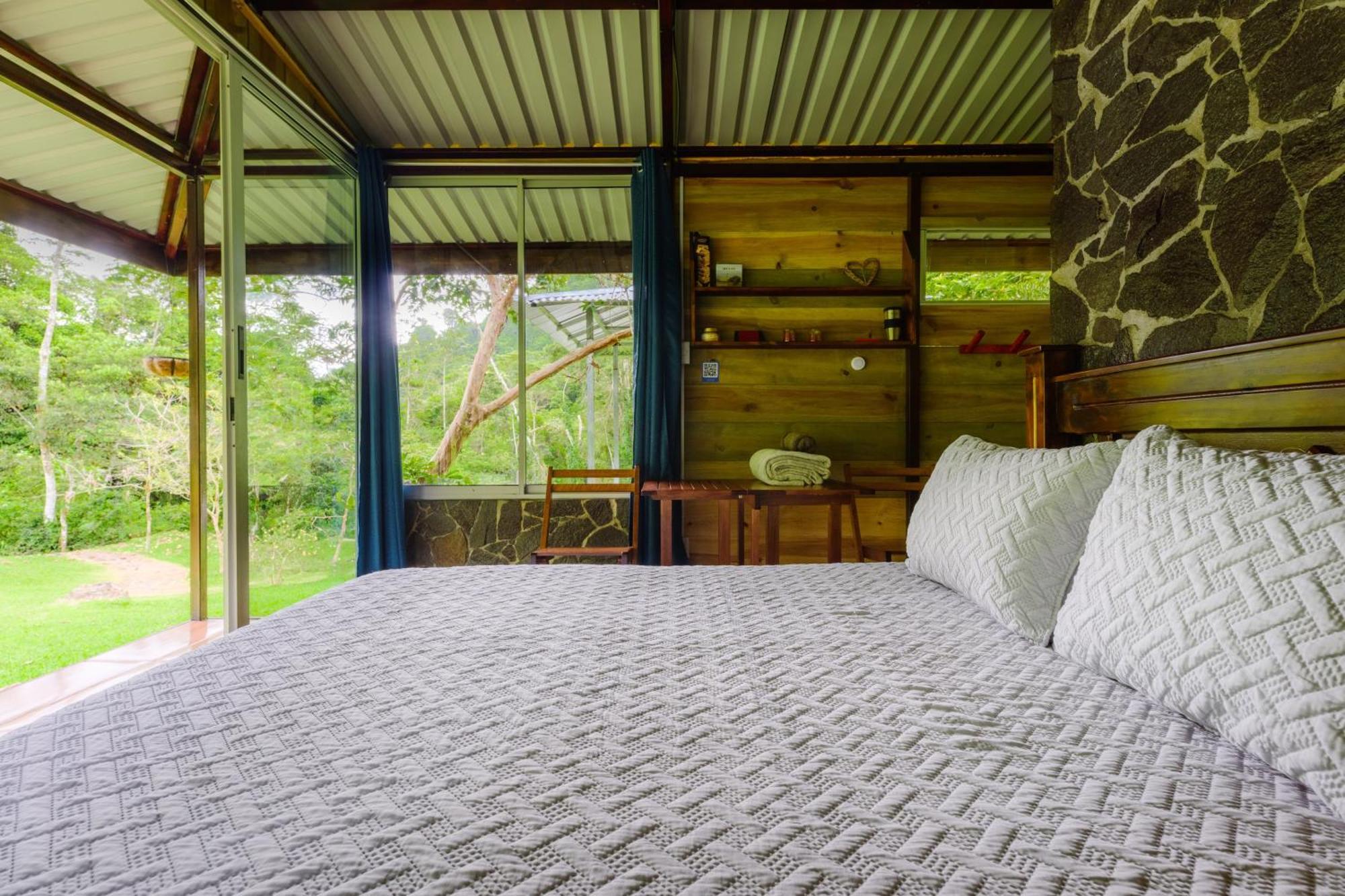 Hotel Rivel - Restaurant & Nature Retreat Turrialba Kültér fotó