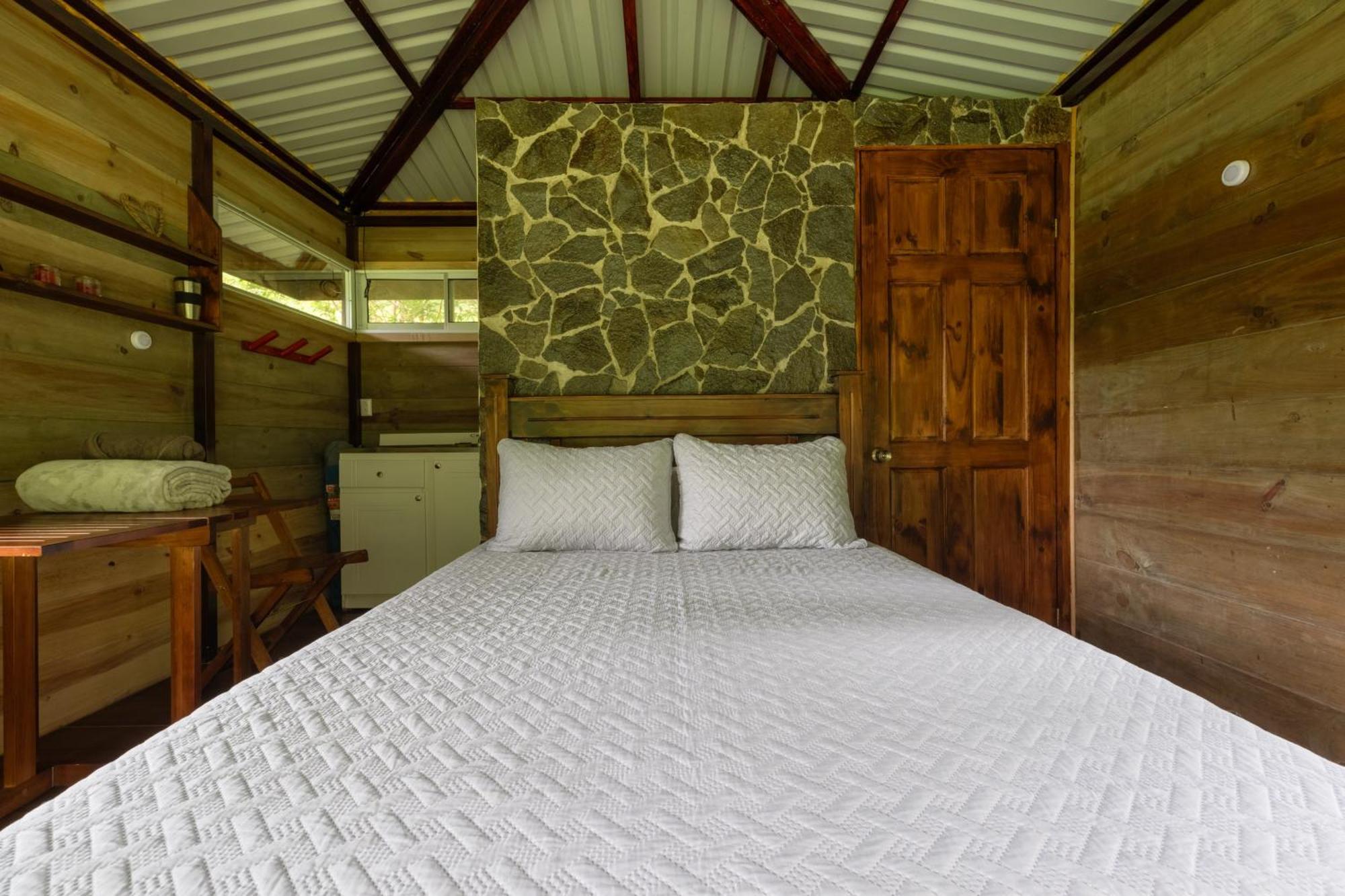 Hotel Rivel - Restaurant & Nature Retreat Turrialba Kültér fotó