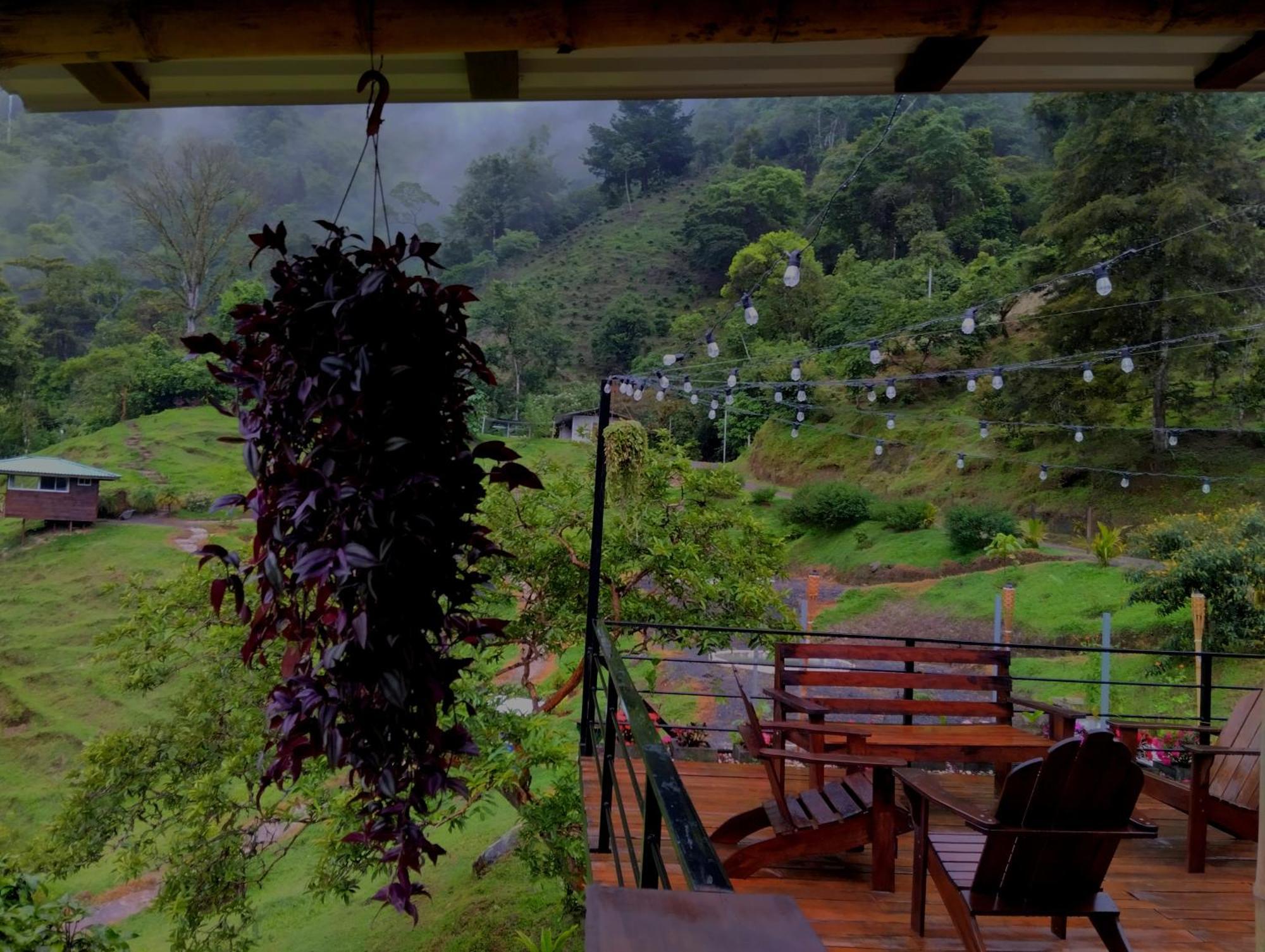 Hotel Rivel - Restaurant & Nature Retreat Turrialba Kültér fotó