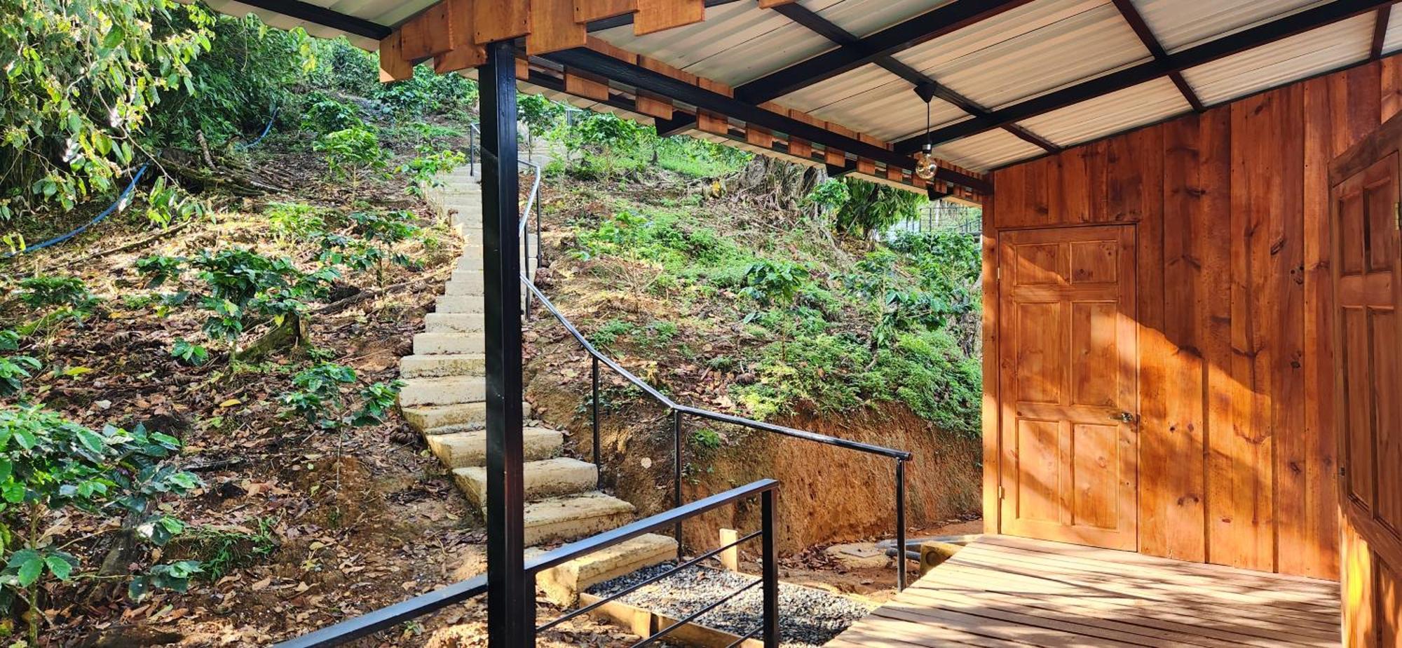 Hotel Rivel - Restaurant & Nature Retreat Turrialba Kültér fotó